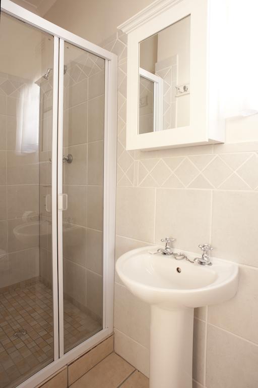 Squirrels Way Cottages Kaapstad Kamer foto